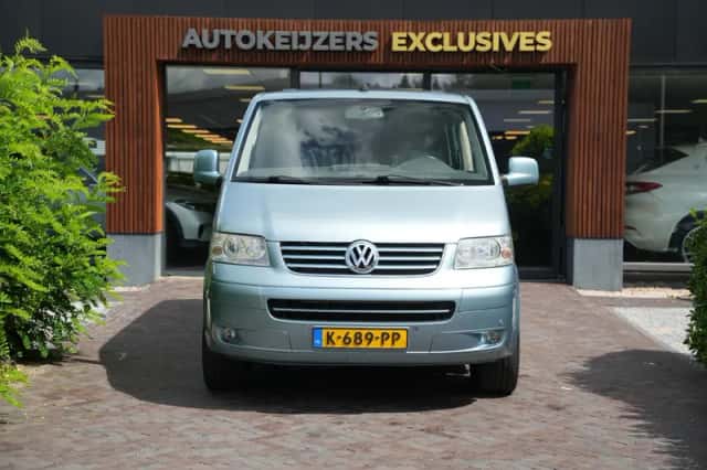 Volkswagen Transporter (2007) thumbnail 2