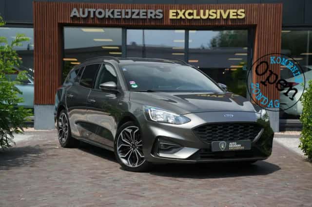 Ford Focus (2019) thumbnail 1