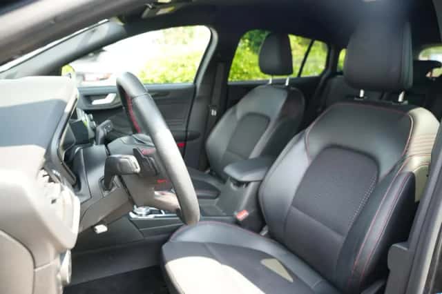 Ford Focus (2019) thumbnail 4