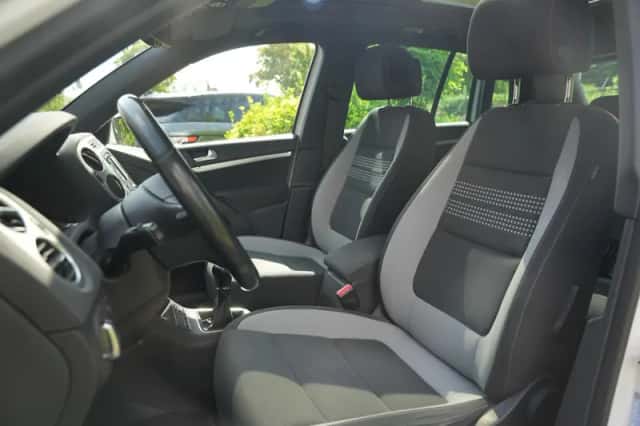 Volkswagen Tiguan (2013) thumbnail 4