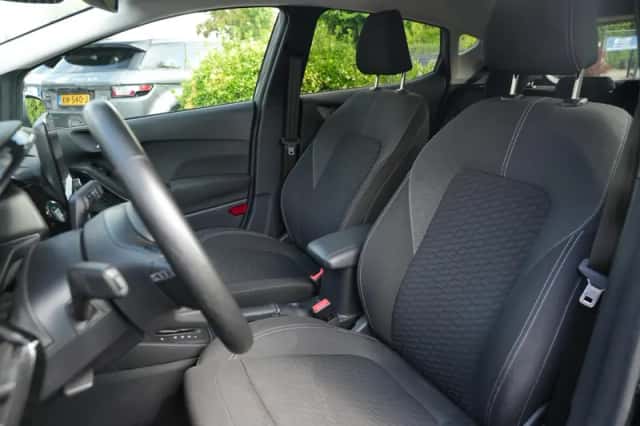 Ford Fiesta (2022) thumbnail 4