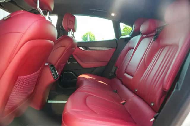 Maserati Levante (2017) thumbnail 6