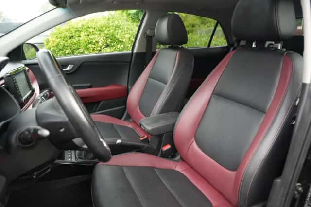 Kia Rio (2017) thumbnail 4
