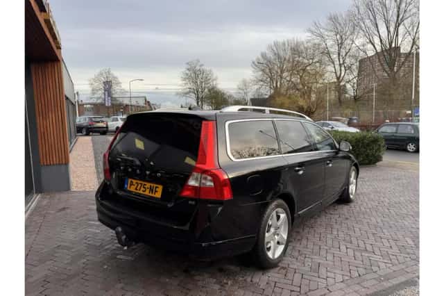 Volvo V70 (2007) thumbnail 3