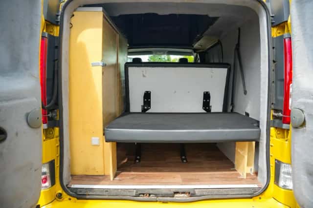Renault Trafic (2011) thumbnail 2