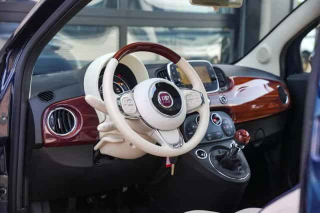 Fiat 500 (2017) thumbnail 3