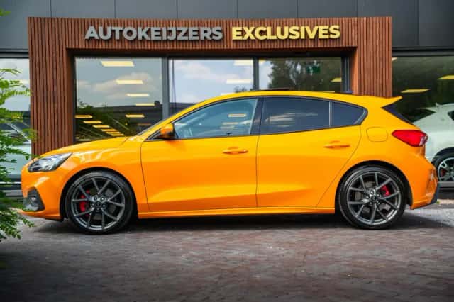 Ford Focus (2020) thumbnail 5