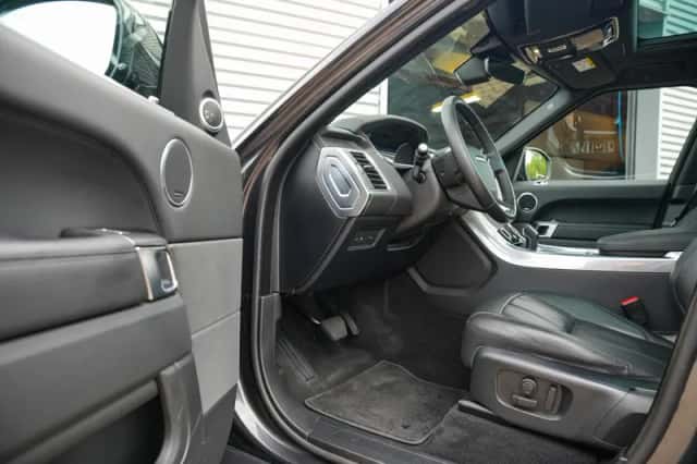 Land Rover Range Rover Sport (2019) thumbnail 6