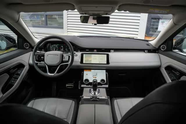 Land Rover Range Rover Evoque (2021) thumbnail 2