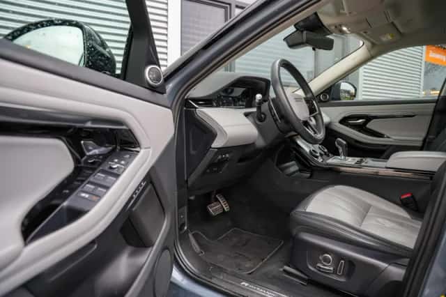 Land Rover Range Rover Evoque (2021) thumbnail 6
