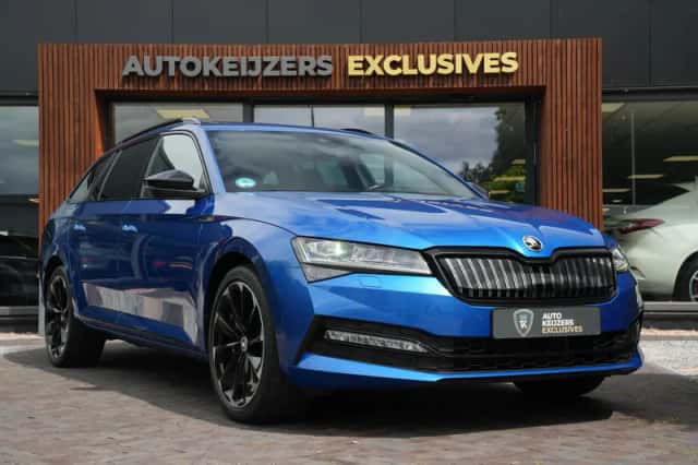 Škoda Superb (2021) thumbnail 1