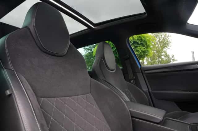 Škoda Superb (2021) thumbnail 4