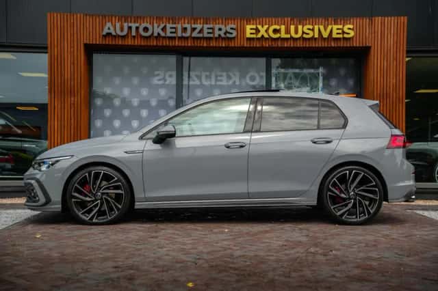 Volkswagen Golf (2021) thumbnail 5