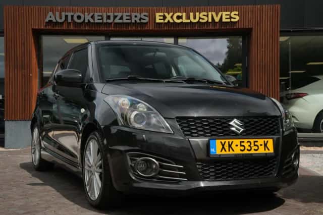 Suzuki Swift (2013) thumbnail 1
