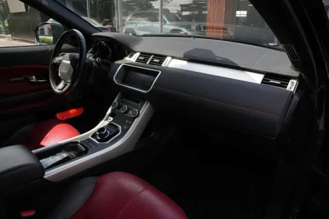 Land Rover Range Rover Evoque (2017) thumbnail 6