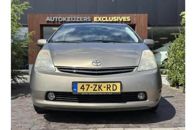 Toyota Prius (2008) thumbnail 3