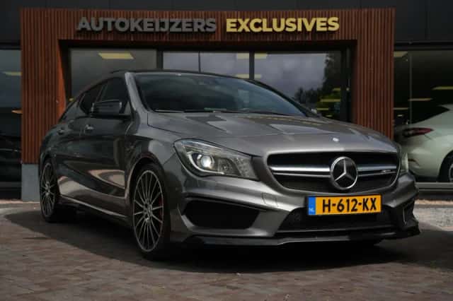 Mercedes-Benz CLA-Klasse (2015) thumbnail 1