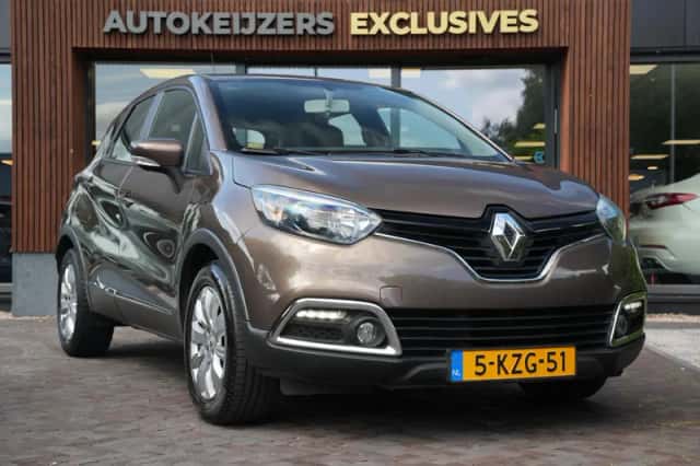 Renault Captur (2013) thumbnail 1