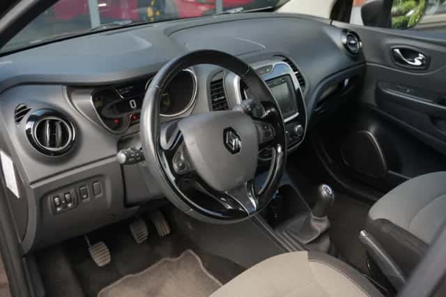 Renault Captur (2013) thumbnail 4