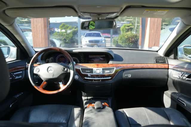 Mercedes-Benz S-Klasse (2005) thumbnail 2