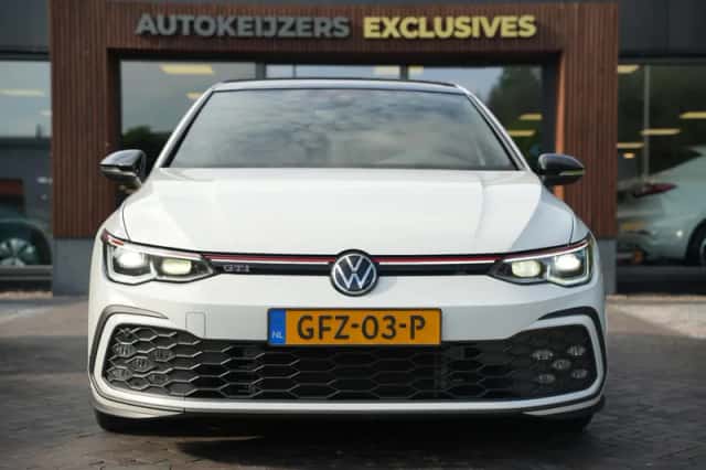 Volkswagen Golf (2020) thumbnail 3