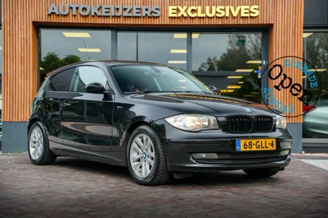 BMW 1-Serie (2008) thumbnail 1
