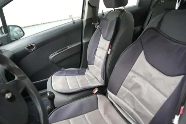 Chevrolet Spark (2011) thumbnail 4