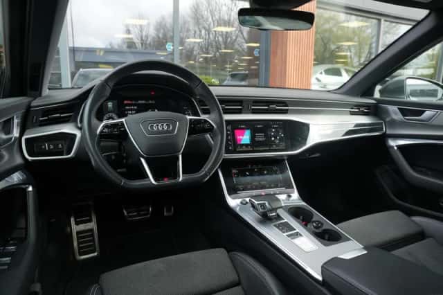 Audi A6 (2022) thumbnail 2