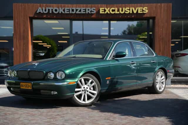 Jaguar XJR (2004) thumbnail 5