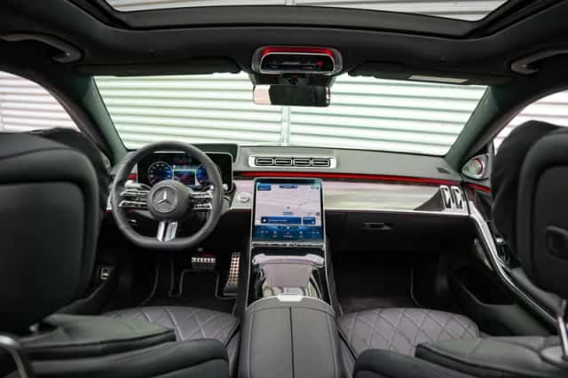 Mercedes-Benz S-Klasse (2021) thumbnail 2
