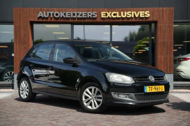 Volkswagen Polo (2012) thumbnail 1