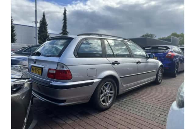 BMW 3-Serie (2003) thumbnail 2