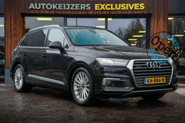 Audi Q7 (2016) thumbnail 1