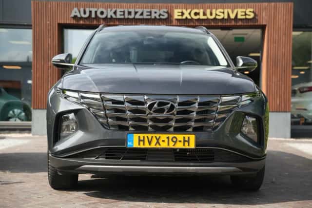 Hyundai Tucson (2024) thumbnail 3