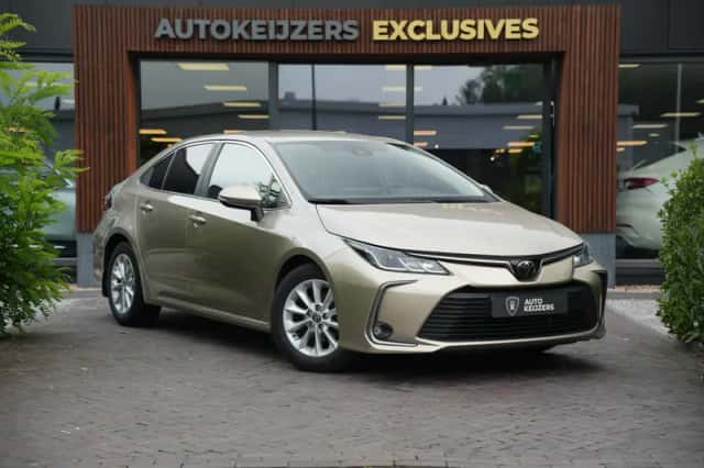 Toyota Corolla (2021) thumbnail 1