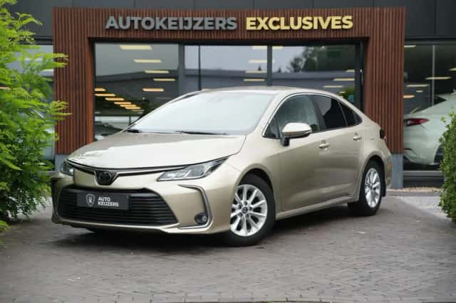 Toyota Corolla (2021) thumbnail 5
