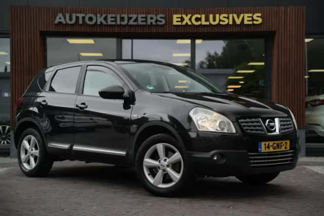 Nissan Qashqai (2008) thumbnail 1