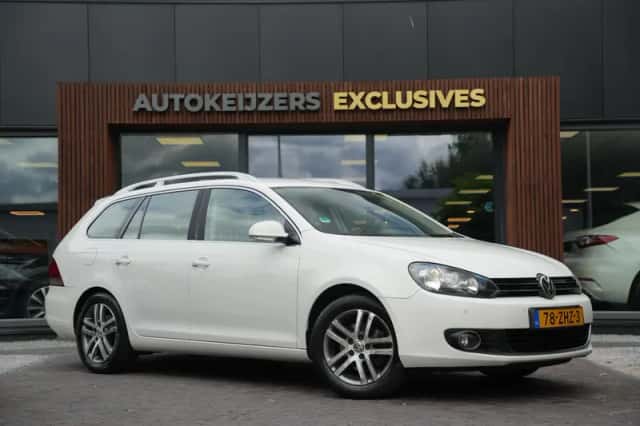 Volkswagen Golf (2012) thumbnail 1