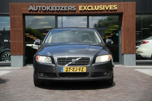 Volvo S80 (2008) thumbnail 3