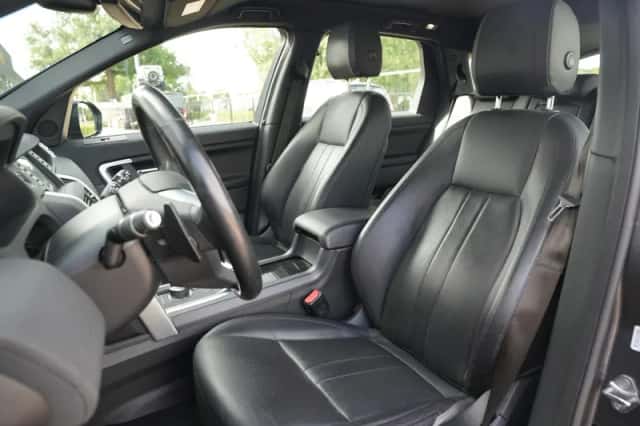 Land Rover Discovery Sport (2019) thumbnail 4
