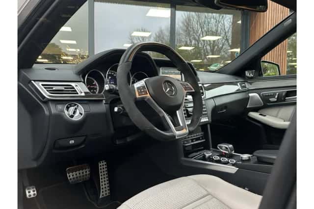 Mercedes-Benz E-Klasse (2013) thumbnail 6