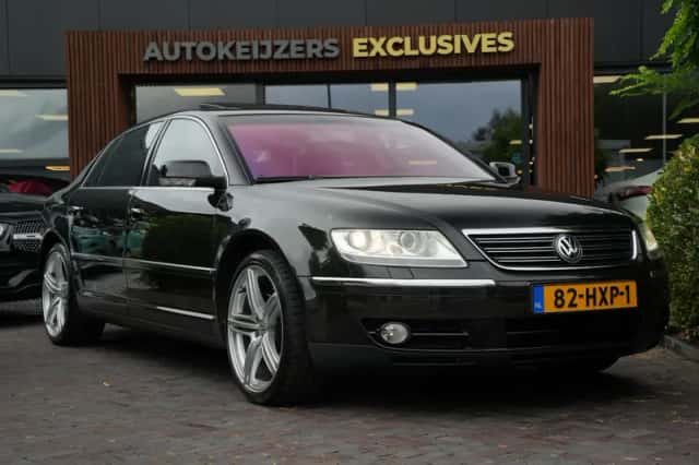 Volkswagen Phaeton (2005) thumbnail 1