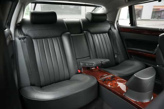 Volkswagen Phaeton (2005) thumbnail 4