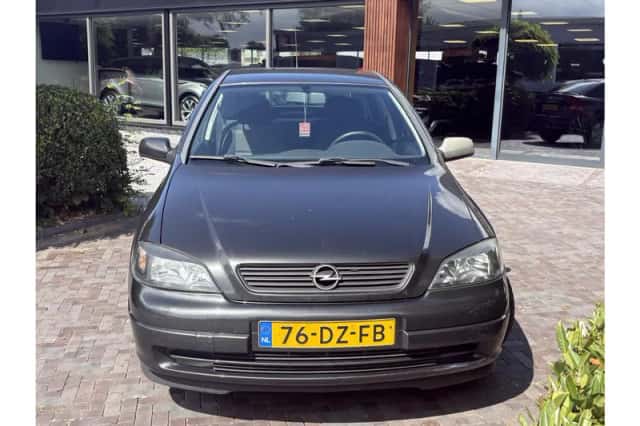 Opel Astra (2000) thumbnail 3