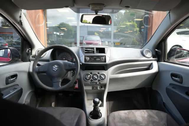 Suzuki Alto (2011) thumbnail 2