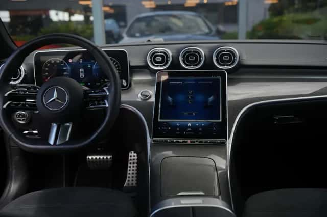 Mercedes-Benz CLE (2026) thumbnail 4