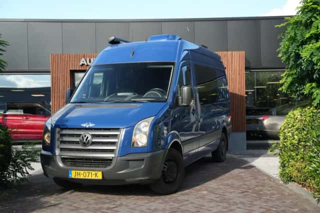 Volkswagen Crafter (2010) thumbnail 5