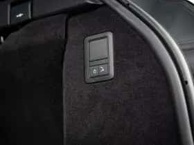 Land Rover Range Rover Sport (2016) thumbnail 30