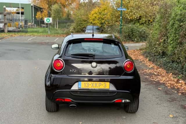 Alfa Romeo Mito (2011) thumbnail 5