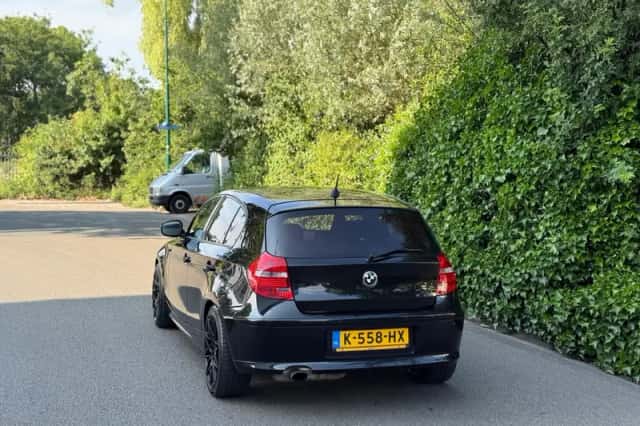 BMW 1-Serie (2011) thumbnail 6